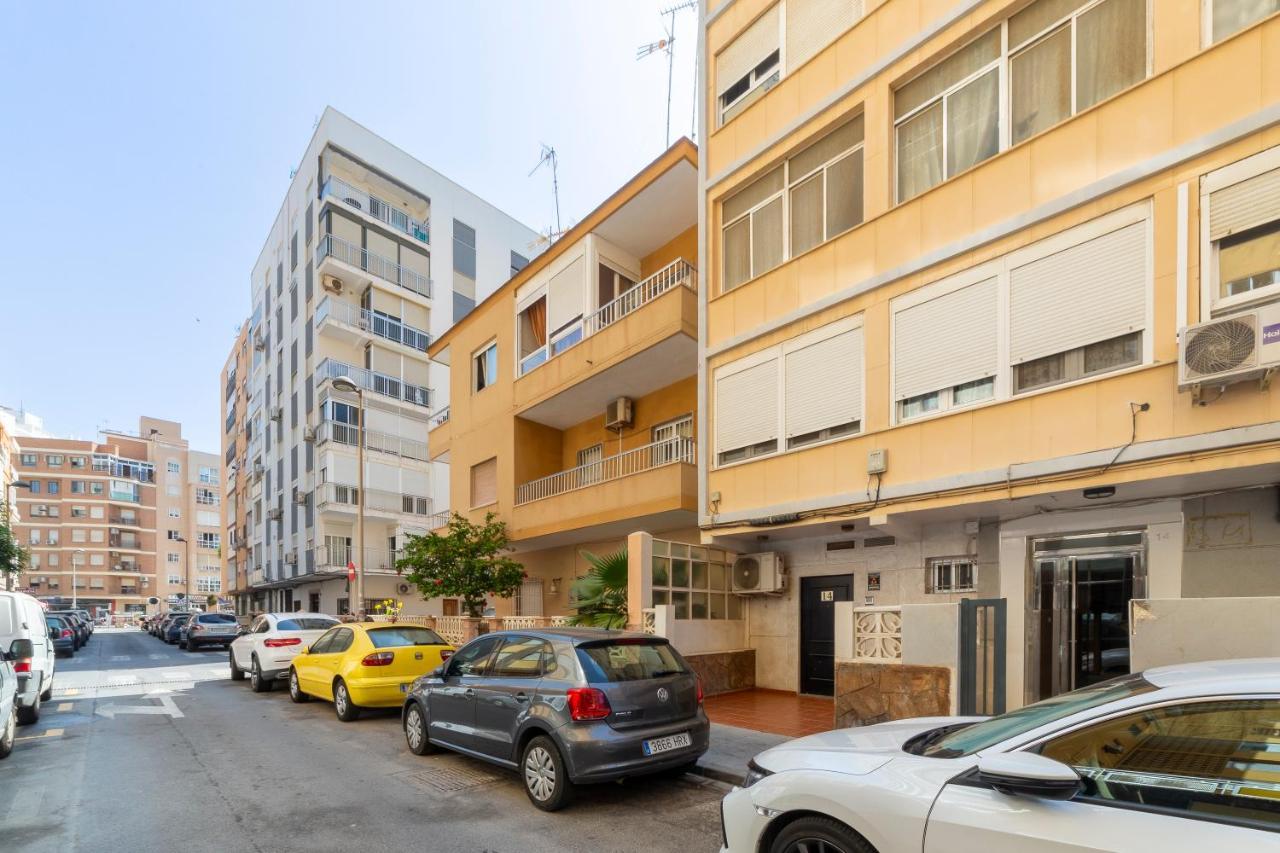 California 14 Fitsuite Almería Exterior photo